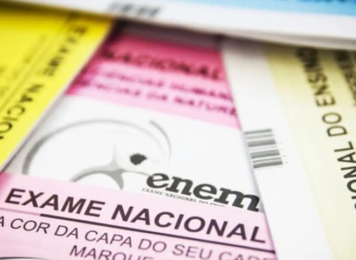 Capa: ENEM 2020/2021: Baixe Estratégia Vestibular 88GB