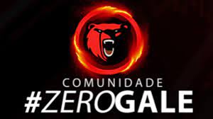 Professor ensinando estratégias de trading no curso Método Trader Infalível com gráficos e indicadores.