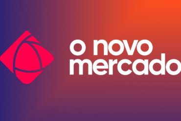 Ícaro de Carvalho ministra treinamento O Novo Mercado sobre marketing digital