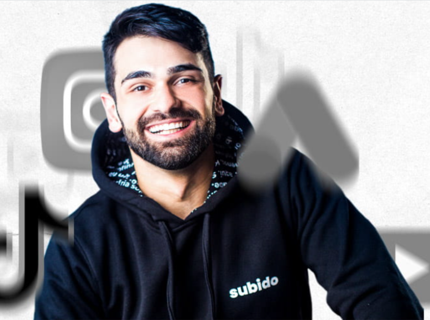 Pedro Sobral ensinando sobre anúncios online e tráfego pago