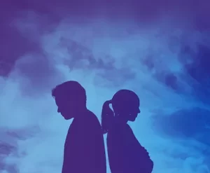 Dr. João Borzino ensinando sobre relacionamento em um curso online com foco em superar conflitos e fortalecer a união do casal.