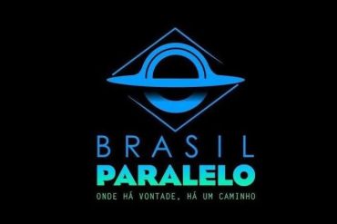 Capa do curso Brasil Paralelo com foco em história, filosofia e política.