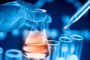 Capa do curso Universidade da Química em alta resolução