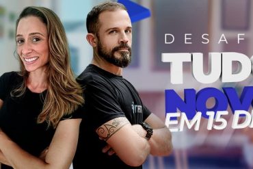 Pessoa treinando intensamente com foco e determinação, em um ambiente de academia moderno e bem iluminado, representando o curso BTFIT.