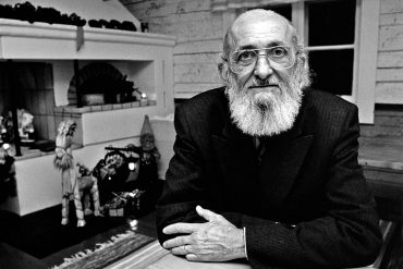 Capa do curso Paulo Freire Desconstruído da Brasil Paralelo em formato de download.