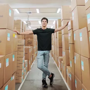 Capa do curso Onda Kowala ensinando a criar e vender sua marca de roupas online